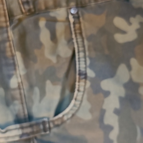 Camouflage Ctop Pants - Picture 7 of 10